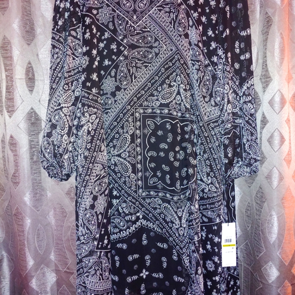 Calvin Klein Paisley Print size 14